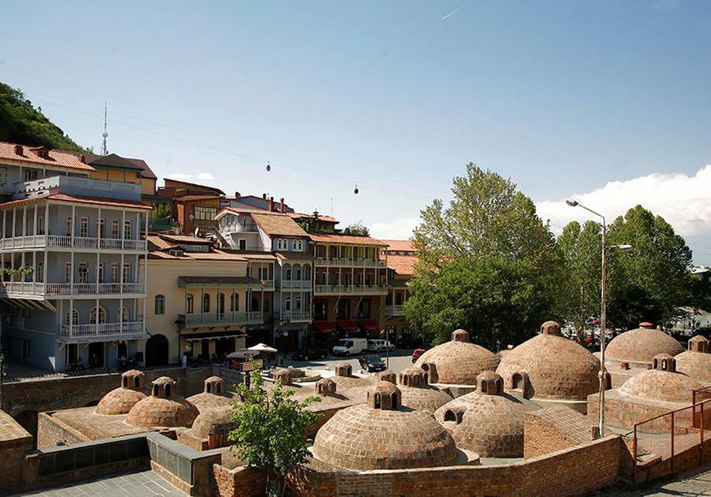 Modern Apartment Avlabari Tbilisi Exterior photo